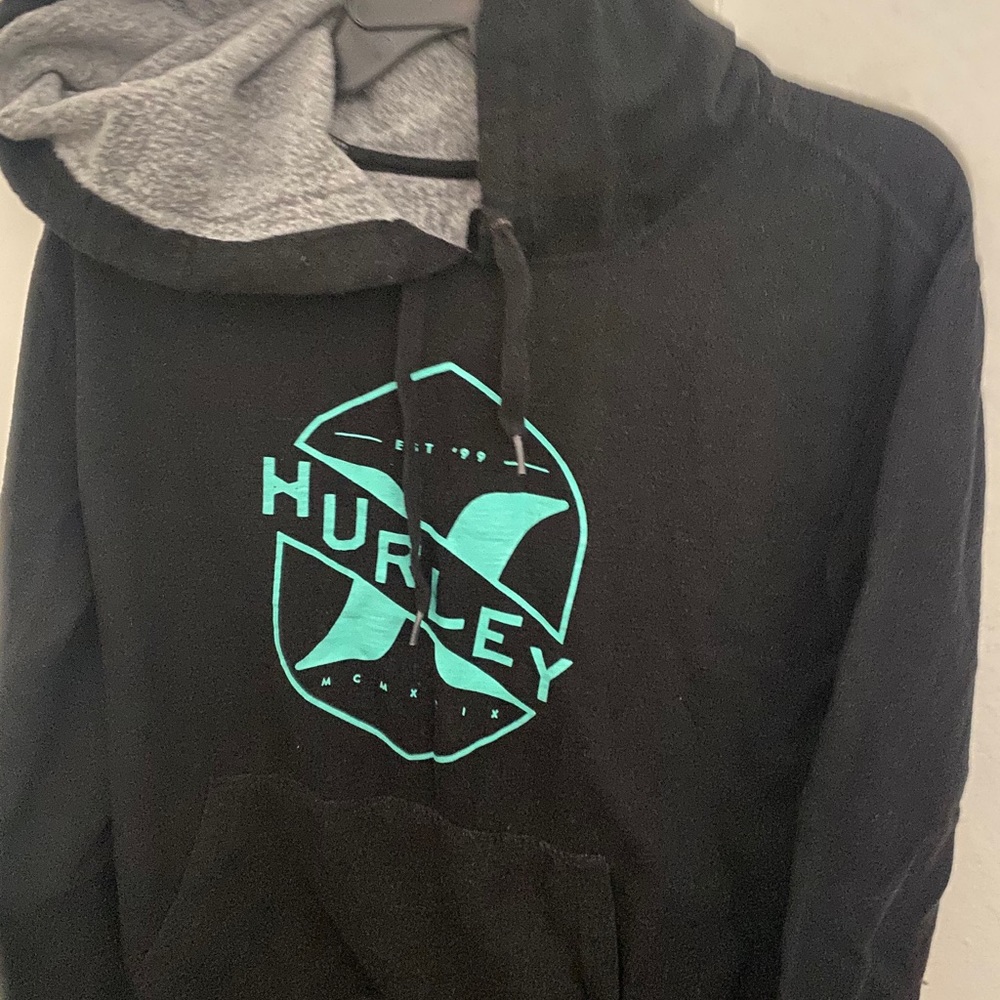 Hurley sweatshirt